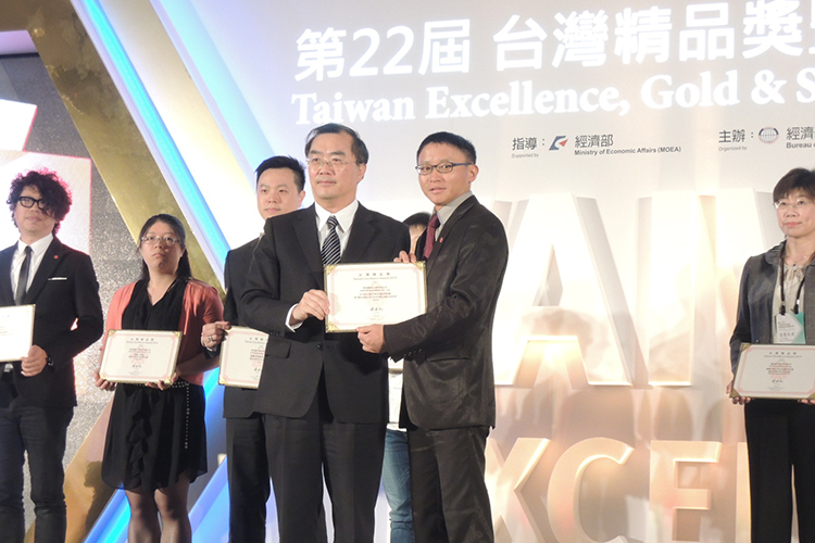 Award Ceremony April 2014